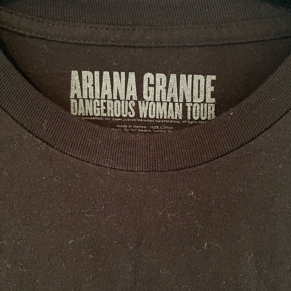 Ariana Grande FOREVER GIRL concert tee Dangerous Woman Tour 2017 - Picture 4 of 5
